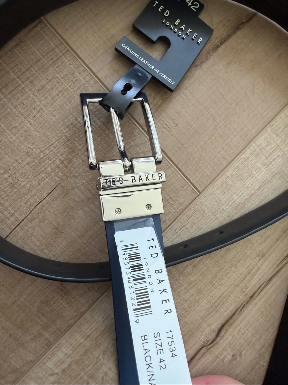 Ted Baker London Men’s Reversible Blue/Black leather Belt-NWT-42
